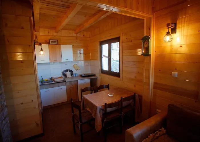 Brvnara Rajkova Koliba - Std Bojovici Zlatar Nova Varoš